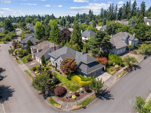 19757 BELLEVUE Way, West Linn, OR 97068