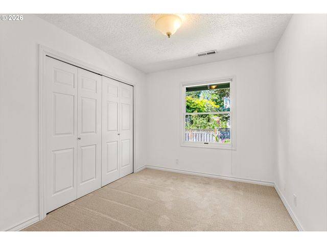 19757 BELLEVUE Way, West Linn, OR 97068