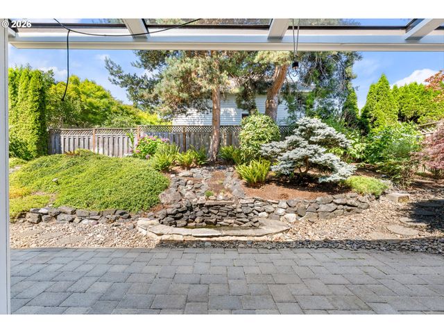 19757 BELLEVUE Way, West Linn, OR 97068