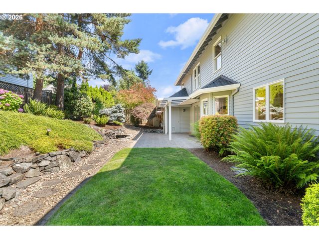 19757 BELLEVUE Way, West Linn, OR 97068