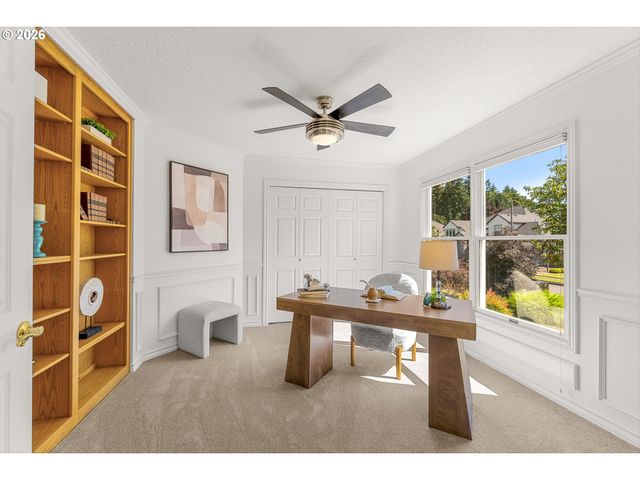 19757 BELLEVUE Way, West Linn, OR 97068