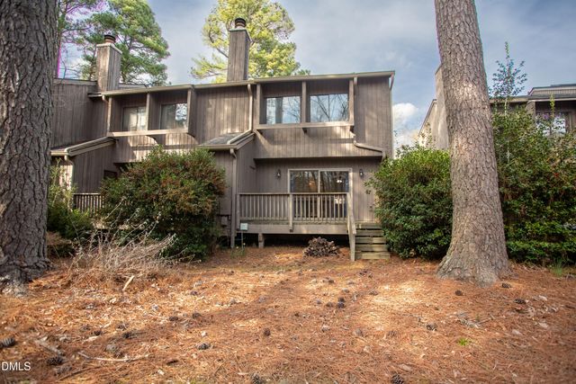 69 Fernwood Lane, Chapel Hill, NC 27516