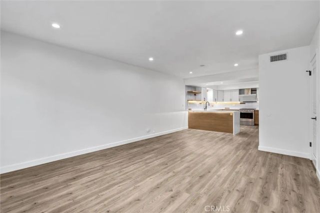 6 Mandrake Way, Irvine, CA 92612