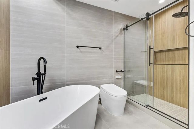 6 Mandrake Way, Irvine, CA 92612