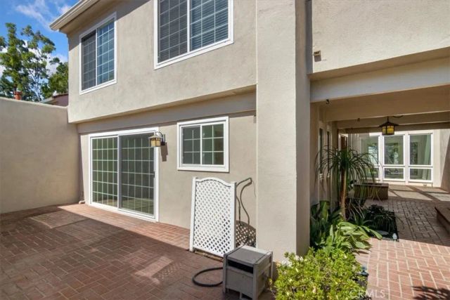 6 Mandrake Way, Irvine, CA 92612