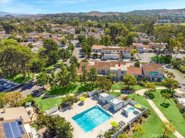 6 Mandrake Way, Irvine, CA 92612