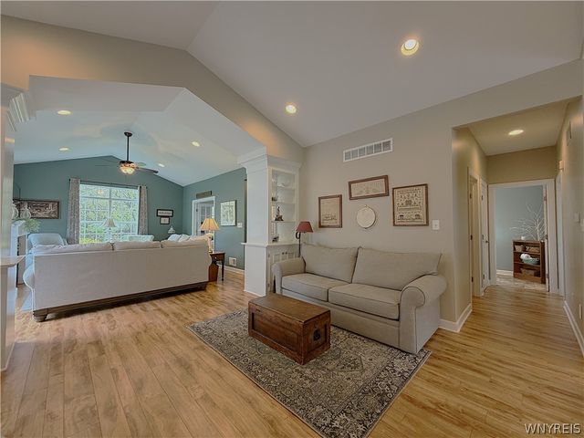 5683 Ferncrest Drive B, Clarence, NY 14032