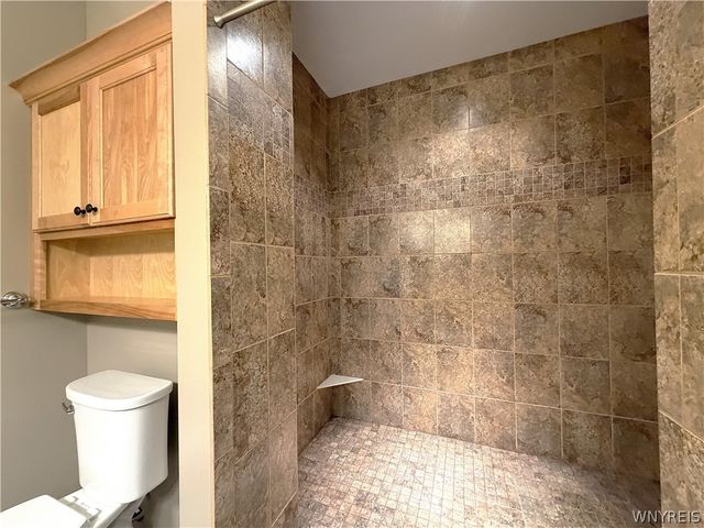 5683 Ferncrest Drive B, Clarence, NY 14032