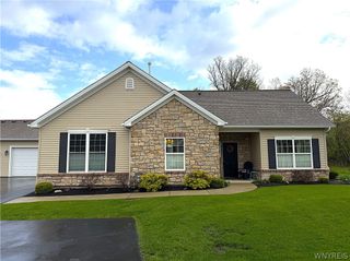 5683 Ferncrest Drive B, Clarence, NY 14032