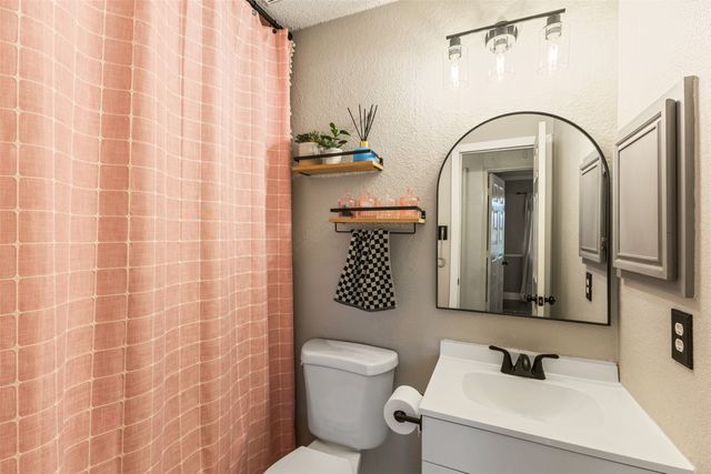 8305 Liberty Lane, Rowlett, TX 75089