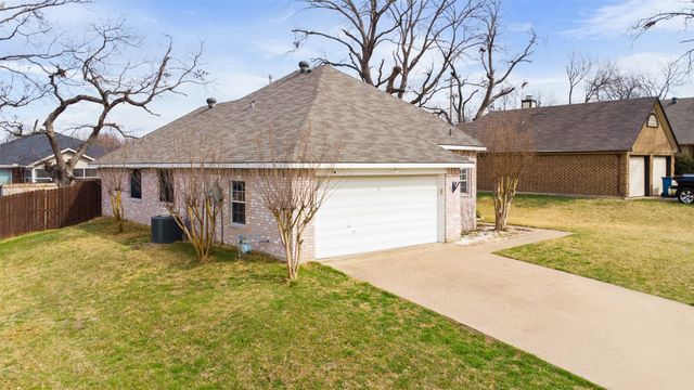 8305 Liberty Lane, Rowlett, TX 75089