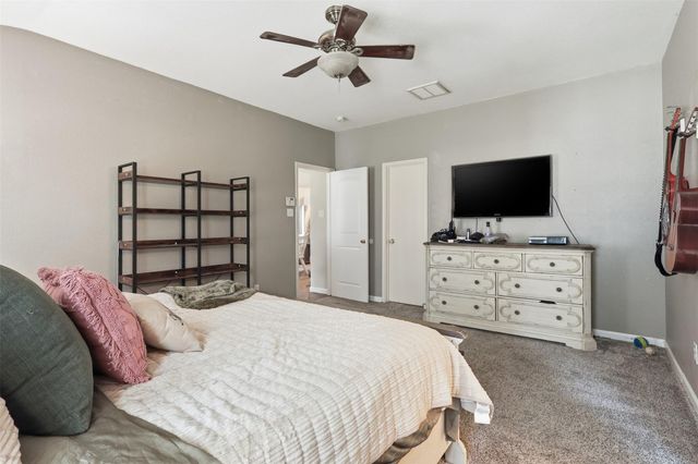 122 Easton Glen Lane, Dickinson, TX 77539