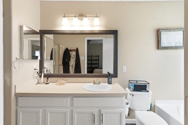 122 Easton Glen Lane, Dickinson, TX 77539