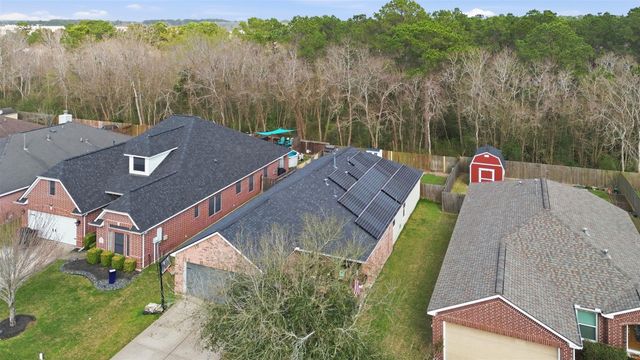 122 Easton Glen Lane, Dickinson, TX 77539