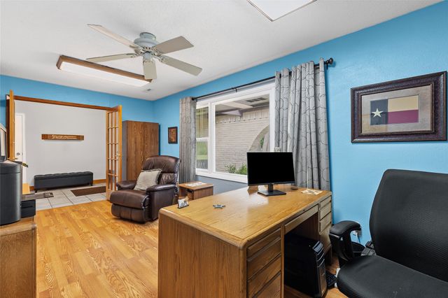 2126 County Road 1450, Bonham, TX 75418