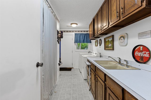 2126 County Road 1450, Bonham, TX 75418