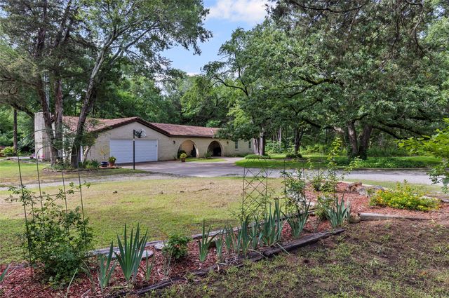 2126 County Road 1450, Bonham, TX 75418