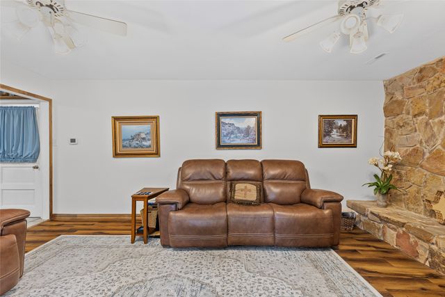 2126 County Road 1450, Bonham, TX 75418