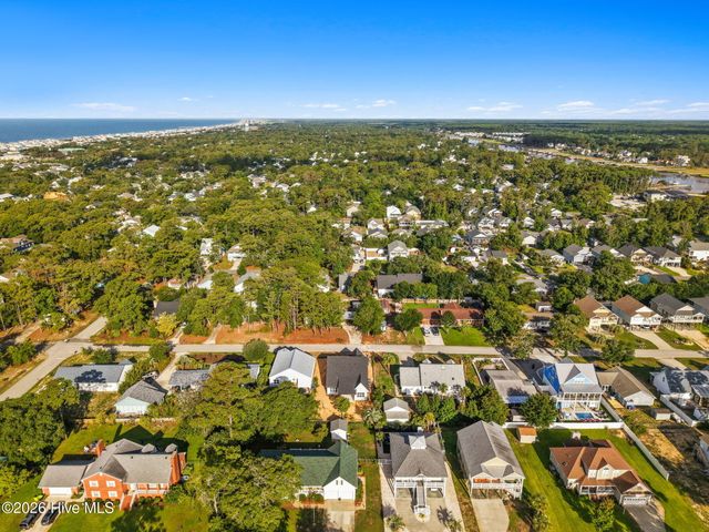 312 NE 58th Street, Oak Island, NC 28465