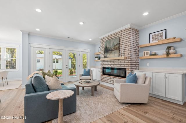 312 NE 58th Street, Oak Island, NC 28465