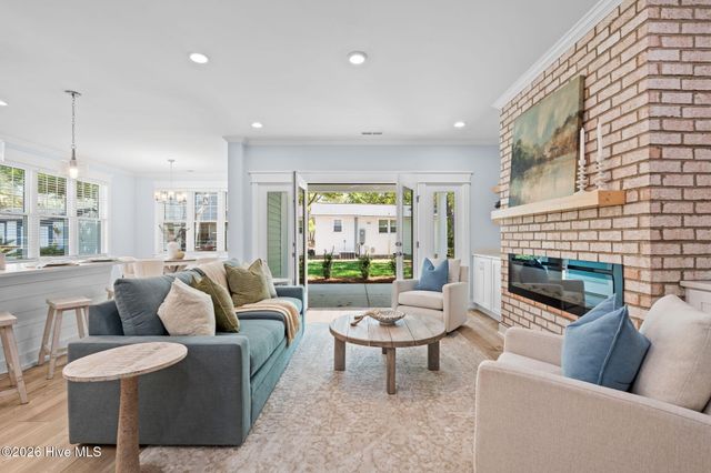 312 NE 58th Street, Oak Island, NC 28465