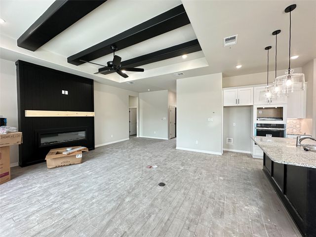 712 Eagle Crest DR, Salado, TX 76571