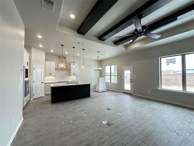 712 Eagle Crest DR, Salado, TX 76571
