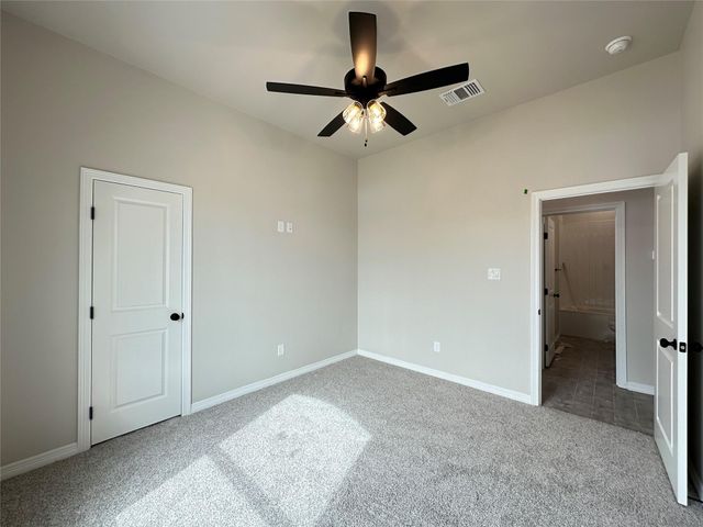 712 Eagle Crest DR, Salado, TX 76571