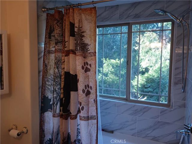 23304 Crest Forest Drive, Crestline, CA 92325