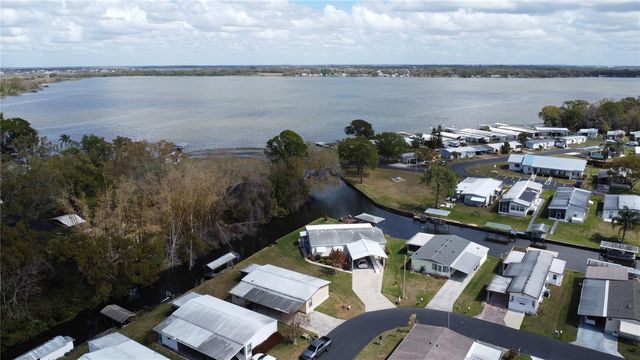 129 JANA CIRCLE, Auburndale, FL 33823