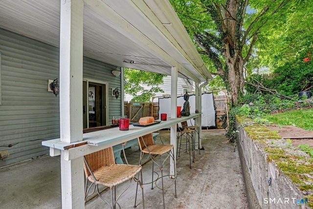 74 Maple Street, Seymour, CT 06483