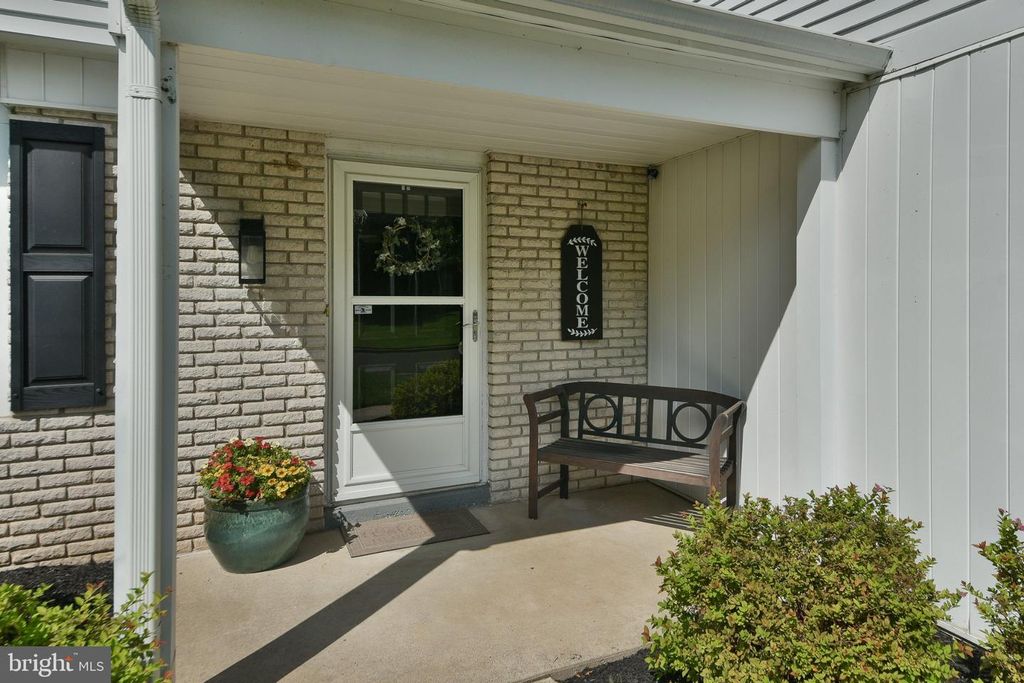 91 FORREST DR, HOLLAND, PA 18966 — photo 2