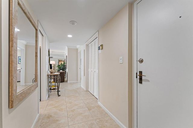 5480 N Ocean Drive B6b, Singer Island, FL 33404