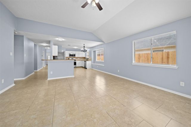 6627 Greenhouse Rd, Katy, TX 77449