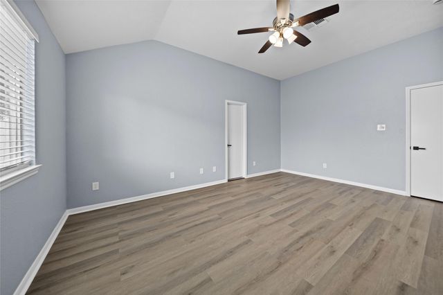 6627 Greenhouse Rd, Katy, TX 77449