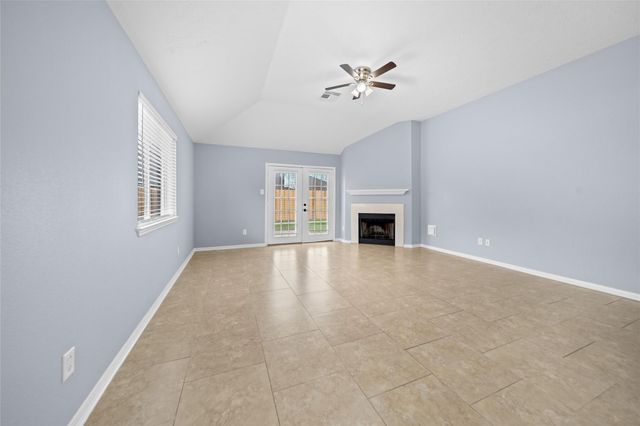 6627 Greenhouse Rd, Katy, TX 77449