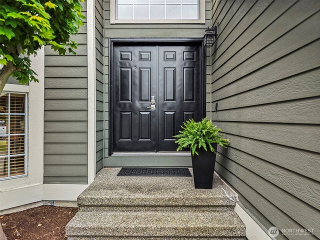 37008 20th Avenue S, Federal Way, WA 98003
