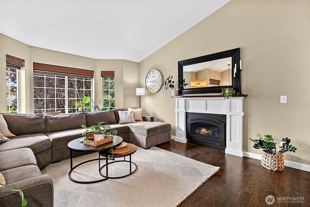 37008 20th Avenue S, Federal Way, WA 98003