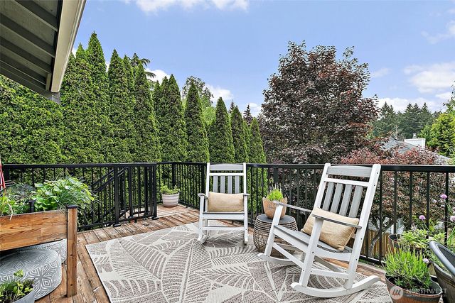 37008 20th Avenue S, Federal Way, WA 98003