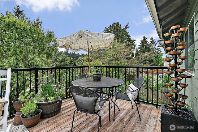 37008 20th Avenue S, Federal Way, WA 98003