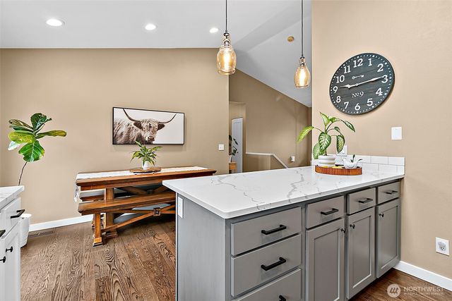 37008 20th Avenue S, Federal Way, WA 98003