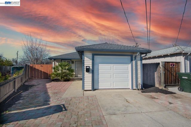387 Elizabeth Ct, Livermore, CA 94551