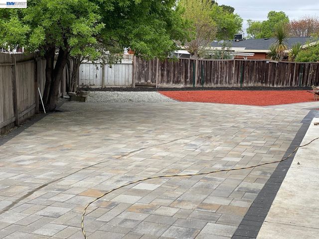 387 Elizabeth Ct, Livermore, CA 94551