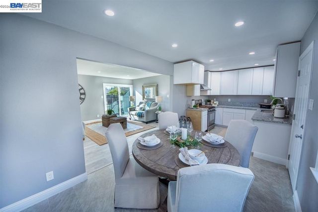 387 Elizabeth Ct, Livermore, CA 94551