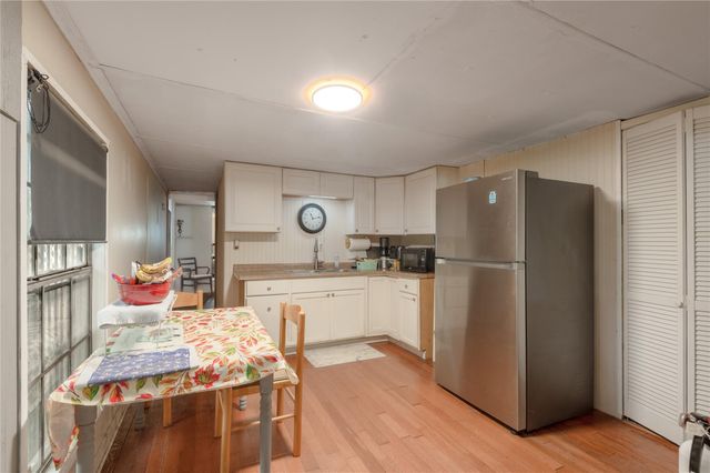 159 S Pecan Avenue, Groveton, TX 75845