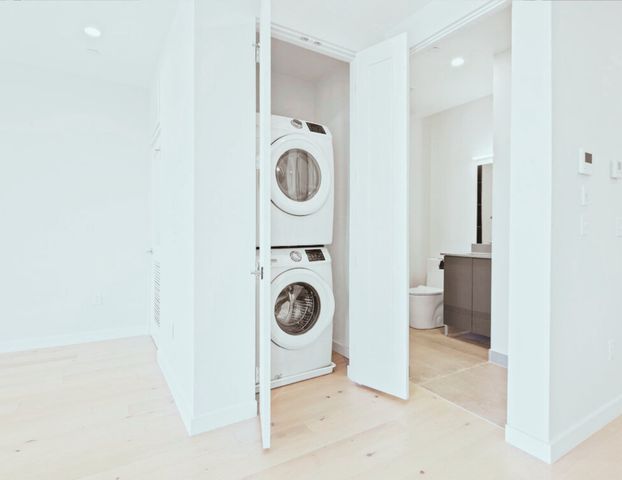 340 West 2nd Street 17, Boston, MA 02127