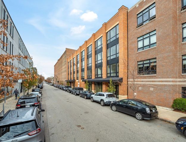 340 West 2nd Street 17, Boston, MA 02127