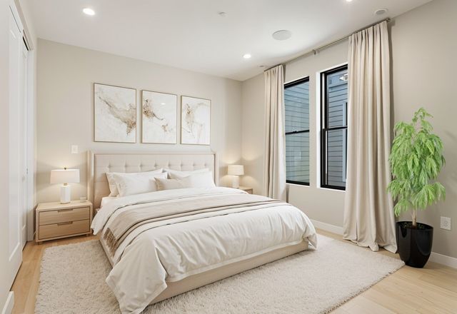 340 West 2nd Street 17, Boston, MA 02127