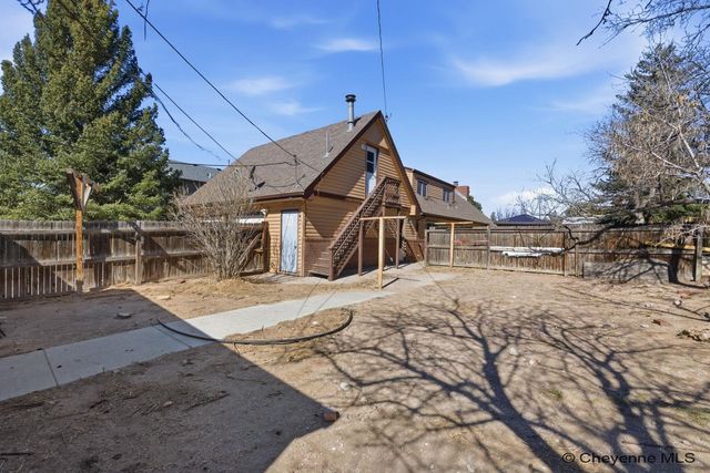 3115 BLUFF PL, Cheyenne, WY 82009