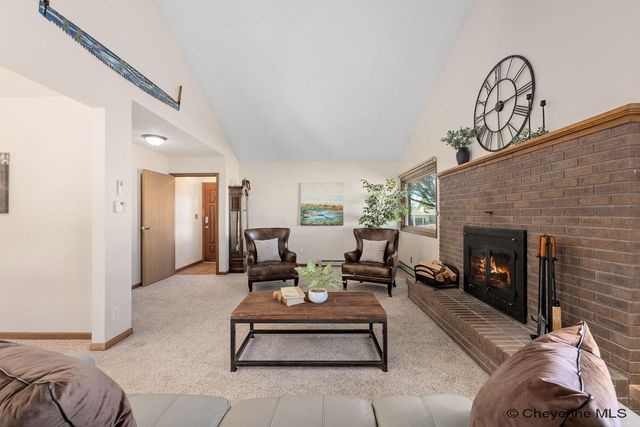 3115 BLUFF PL, Cheyenne, WY 82009